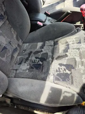 Foto de ASIENTO DELANTERO DERECHO CITROEN XSARA BERLINA 1.6 16V CAT (NFU / TU5JP4) (109 CV / 80 KW) referencia 8904VV