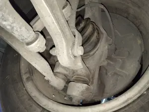 Foto de MANGUETA DELANTERA IZQUIERDA AUDI A4 BERLINA (8E)