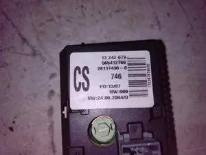 Foto de PANTALLA MULTIFUNCION OPEL MERIVA B referencia 13242079 foto 3