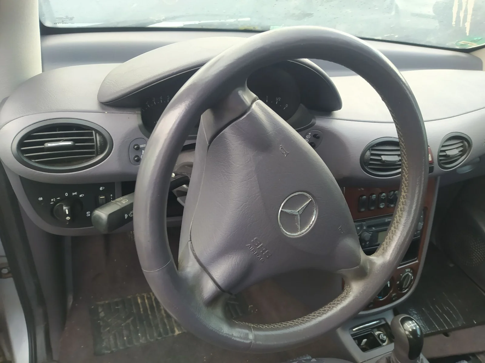 Foto de MANDO LUCES MERCEDES-BENZ CLASE A (BM 168) 1.6 CAT (102 CV / 75 KW) referencia A1685450110 7D88