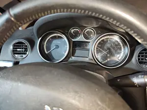 Foto de CUADRO INSTRUMENTOS PEUGEOT 308 SW 1.6 HDi FAP CAT (9HZ / DV6TED4) (109 CV / 80 KW) referencia 9666649080