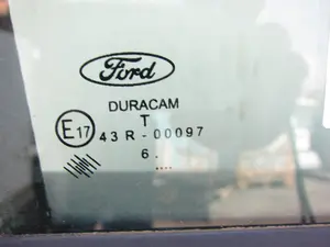 Foto de LUNA DELANTERA DERECHA FORD TOURNEO CONNECT (TC7) 1.8 TDCi CAT (75 CV / 55 KW) foto 3
