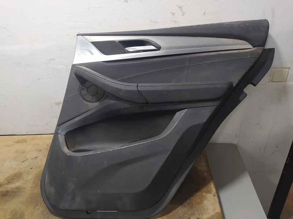 Foto de GUARNECIDO PUERTA TRASERA DERECHA BMW SERIE X3 (G01) 3.0 24V Turbodiesel (265 CV / 195 KW) referencia 74102264