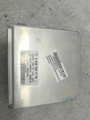 Foto de CENTRALITA MOTOR UCE MERCEDES-BENZ CLASE S (BM 220) BERLINA 4.0 CDI 32V CAT (250 CV / 184 KW) referencia 6281531779