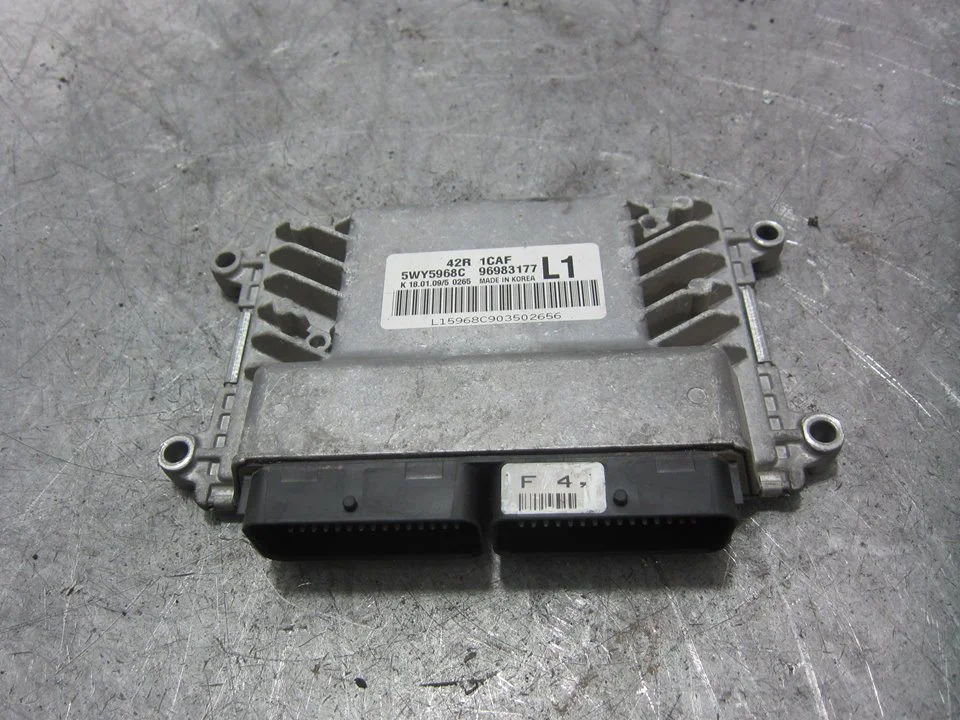 Foto de CENTRALITA MOTOR UCE CHEVROLET AVEO HATCHBACK 1.2 CAT (84 CV / 62 KW) referencia 96983177