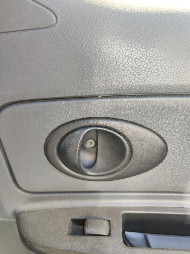 Foto de MANETA INTERIOR DELANTERA DERECHA CHEVROLET MATIZ 0.8 CAT (52 CV / 38 KW)