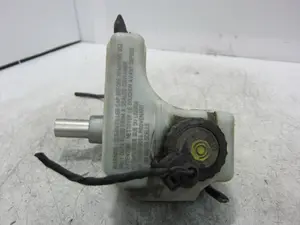 Foto de BOMBA FRENO VOLKSWAGEN PASSAT BERLINA (3C2) 2.0 TDI (140 CV / 103 KW) referencia 03350886761 foto 2