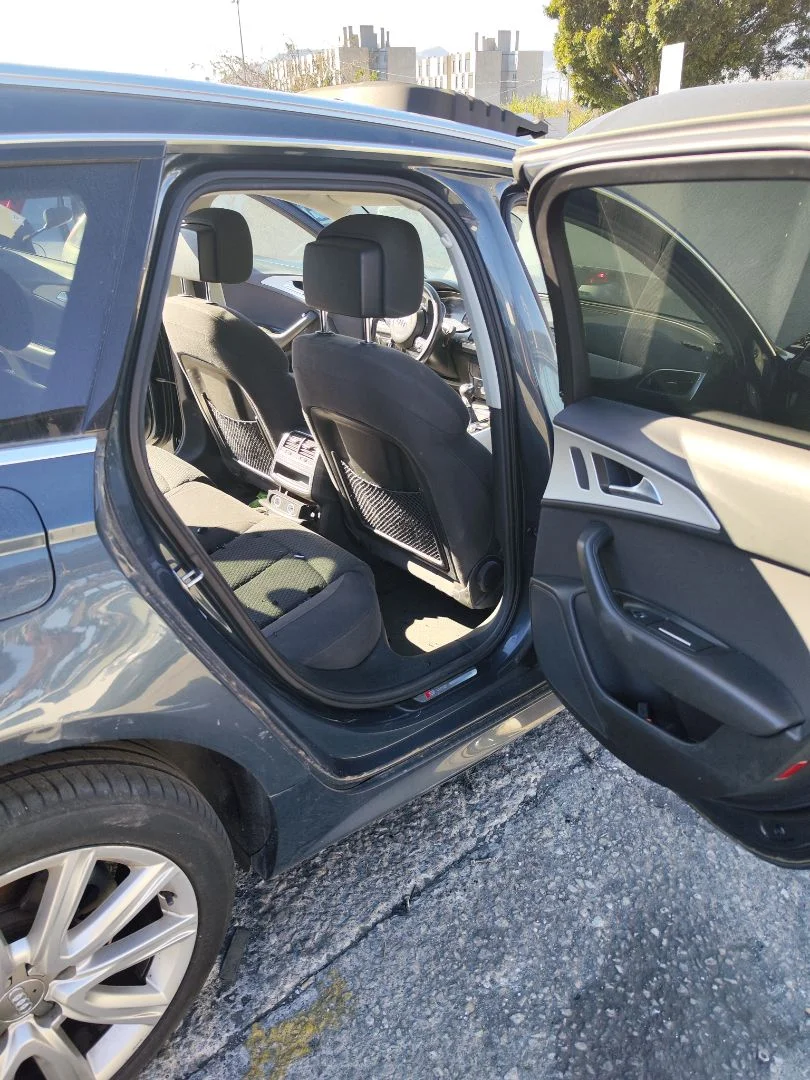 Foto de GOMAS CONTORNO PUERTA AUDI A6 AVANT (4GD) 2.0 16V TDI (190 CV / 140 KW) referencia 4G0833721A