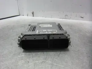 Foto de CENTRALITA MOTOR UCE BMW SERIE 7 (E65/E66) 3.0 Turbodiesel CAT (218 CV / 160 KW) referencia DDE7789572 foto 2