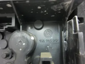Foto de PILOTO TRASERO DERECHO VOLKSWAGEN GOLF III (1H1)(11.1991) 1.8 (75 CV / 55 KW) referencia 1H6945257 foto 8