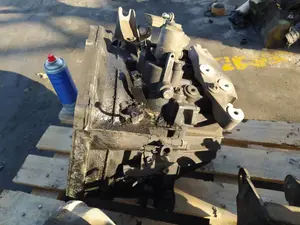 Foto de CAJA CAMBIOS OPEL ASTRA J BERLINA 5P referencia M32012D1 foto 3