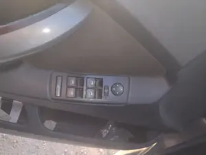 Foto de MANDO ELEVALUNAS DELANTERO IZQUIERDO BMW SERIE X5 (E53) 3.0 Turbodiesel CAT (218 CV / 160 KW)