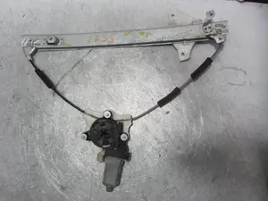 Foto de ELEVALUNAS DELANTERO DERECHO HYUNDAI I20 (GB) 1.2 16V CAT (84 CV / 62 KW) referencia 82404C7010