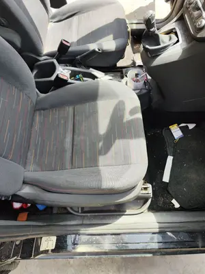 Foto de ASIENTO DELANTERO DERECHO FORD C-MAX (CB3)(2007) 1.8 TDCi Turbodiesel CAT (116 CV / 85 KW)