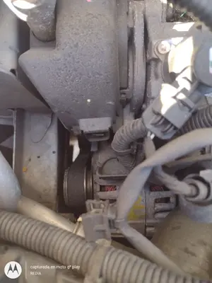 Foto de COMPRESOR AIRE ACONDICIONADO RENAULT KANGOO II (F/KW0) 1.5 dCi Diesel FAP (90 CV / 66 KW)