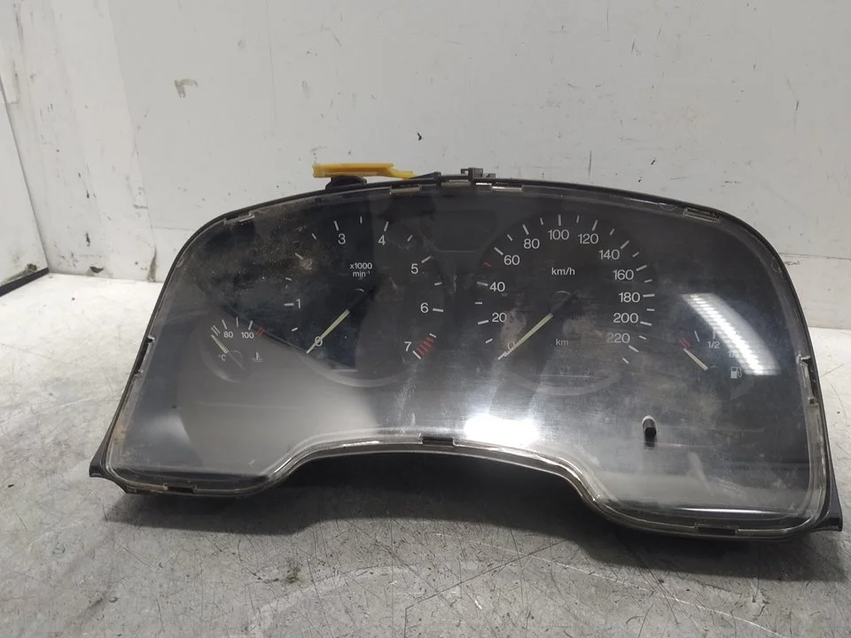 Foto de CUADRO INSTRUMENTOS OPEL ZAFIRA A 1.8 16V CAT (116 CV / 85 KW) referencia 09228762