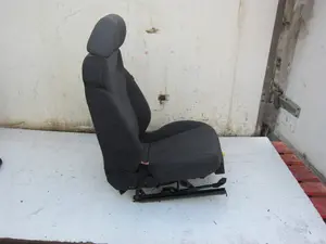 Foto de JUEGO ASIENTOS COMPLETO SEAT LEON (1P1) 1.6 TDI (105 CV / 77 KW) referencia 1K4881105 foto 8