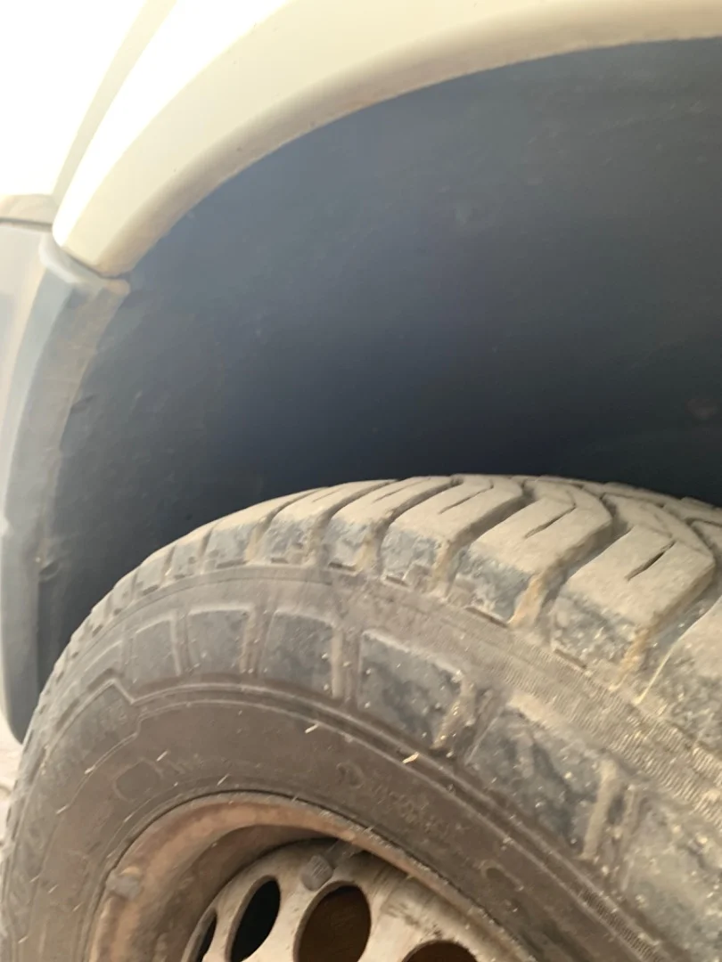 Foto de PASO RUEDA DELANTERO IZQUIERDO VOLKSWAGEN CRAFTER FURGÓN (2E) 2.5 TDI DPF (109 CV / 80 KW)