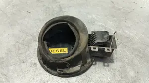 Foto de TAPA EXTERIOR COMBUSTIBLE CITROEN C2 1.4 HDi (68 CV / 50 KW) referencia 9640039160 foto 4