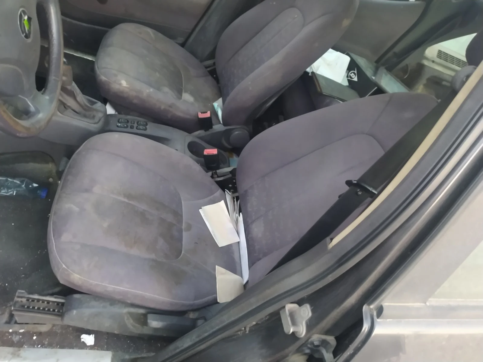 Foto de CINTURON SEGURIDAD DELANTERO IZQUIERDO MERCEDES-BENZ CLASE A (BM 168) 1.4 CAT (82 CV / 60 KW) referencia A1688603185 FKZ