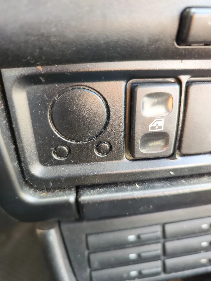 Foto de MANDO ELEVALUNAS DELANTERO IZQUIERDO SEAT IBIZA (6K1) 1.4 (60 CV / 44 KW)