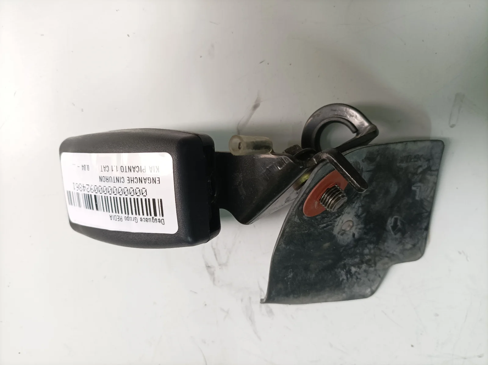 Foto de ENGANCHE CINTURON DELANTERO DERECHO KIA PICANTO (SA)