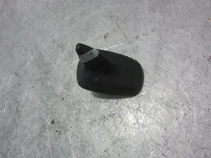 Foto de ANTENA VOLKSWAGEN TIGUAN (AD1) 2.0 TDI DPF (239 CV / 176 KW) referencia 5Q0035507Q