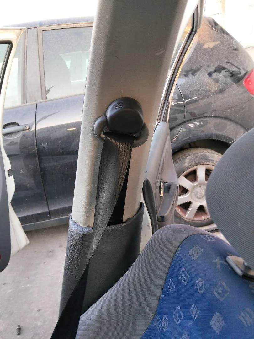 Foto de CINTURON SEGURIDAD DELANTERO DERECHO SEAT INCA (6K9) 1.9 Diesel CAT (1Y) (64 CV / 47 KW) referencia 6K4857706A FKZ