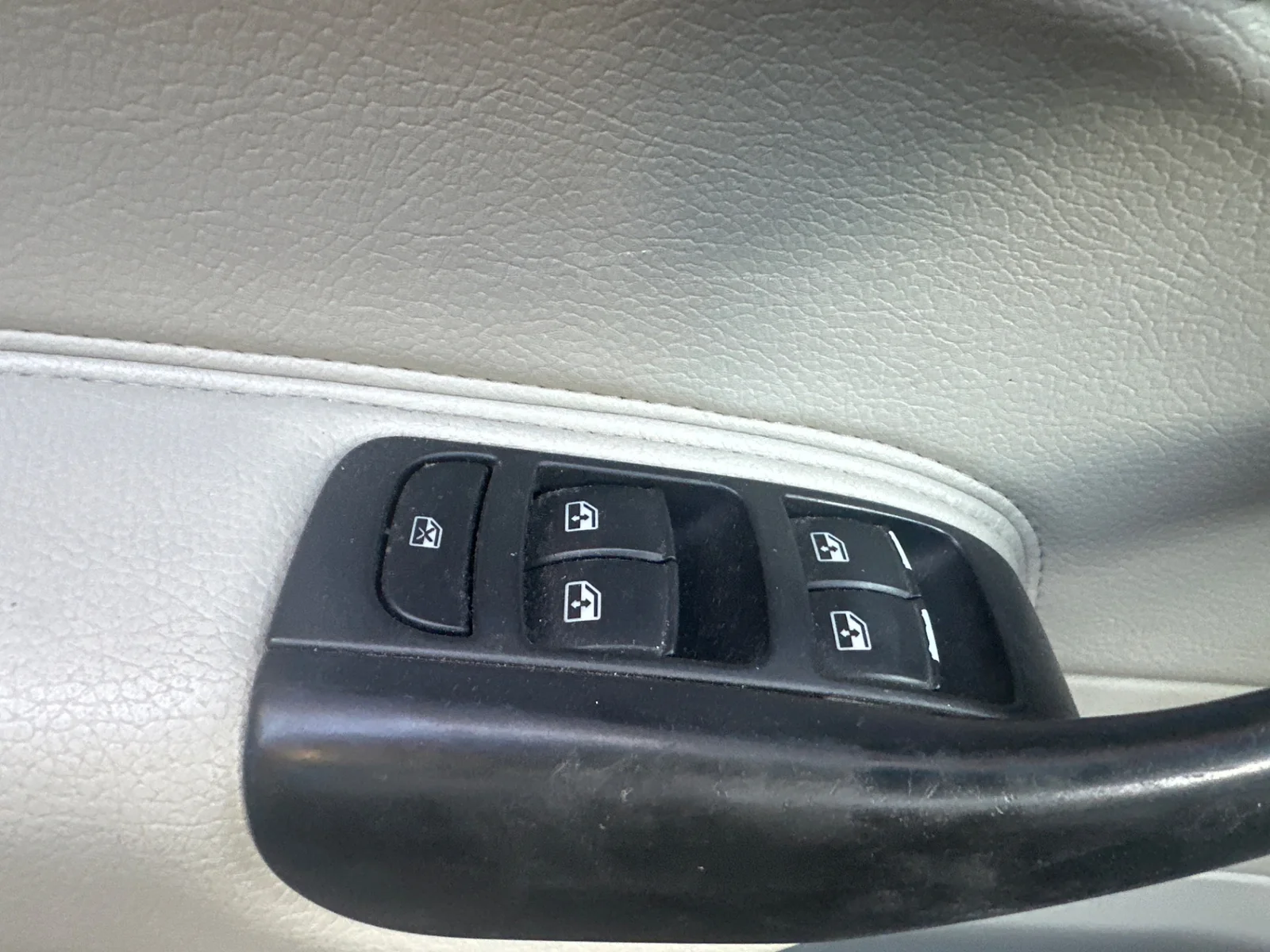 Foto de MANDO ELEVALUNAS DELANTERO IZQUIERDO SAAB 9-3 BERLINA 1.9 TiD CAT (150 CV / 110 KW)