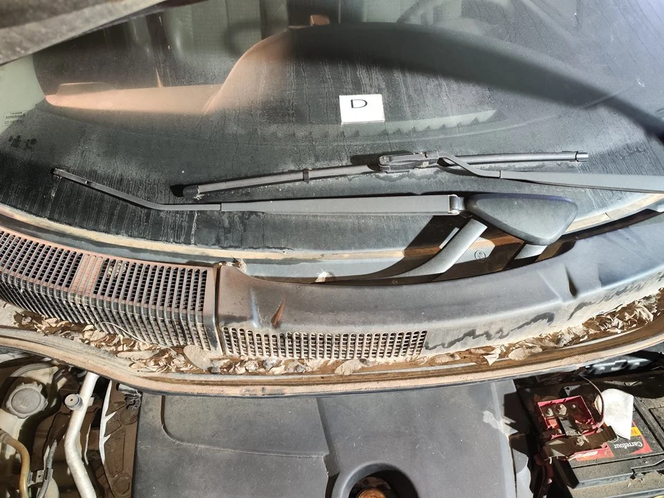 Foto de MOTOR LIMPIA DELANTERO RENAULT SCENIC II (JM) 1.9 dCi Diesel (120 CV / 88 KW) referencia 7701056003