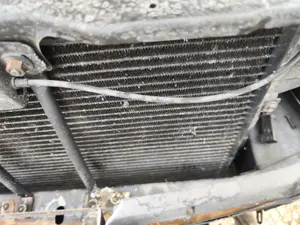 Foto de CONDENSADOR / RADIADOR  AIRE ACONDICIONADO JEEP GRAND CHEROKEE (WJ/WG) 4.0 CAT (190 CV / 140 KW)