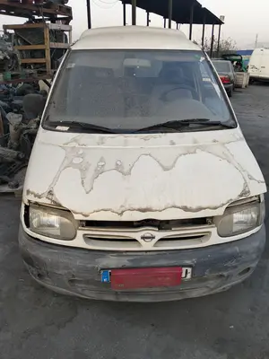 Foto de CAPO NISSAN VANETTE CARGO 2.3 Diesel (75 CV / 55 KW)
