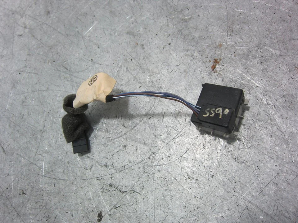 Foto de INTERRUPTOR VOLKSWAGEN TIGUAN (AD1) 2.0 TDI DPF (239 CV / 176 KW) referencia 510959620