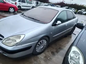 Foto de PARAGOLPES DELANTERO CITROEN C5 BERLINA 2.0 HDi (109 CV / 80 KW)