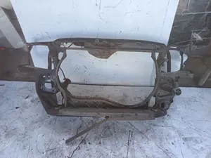 Foto de PANEL FRONTAL AUDI A4 AVANT (8E) 1.9 TDI (116 CV / 85 KW)