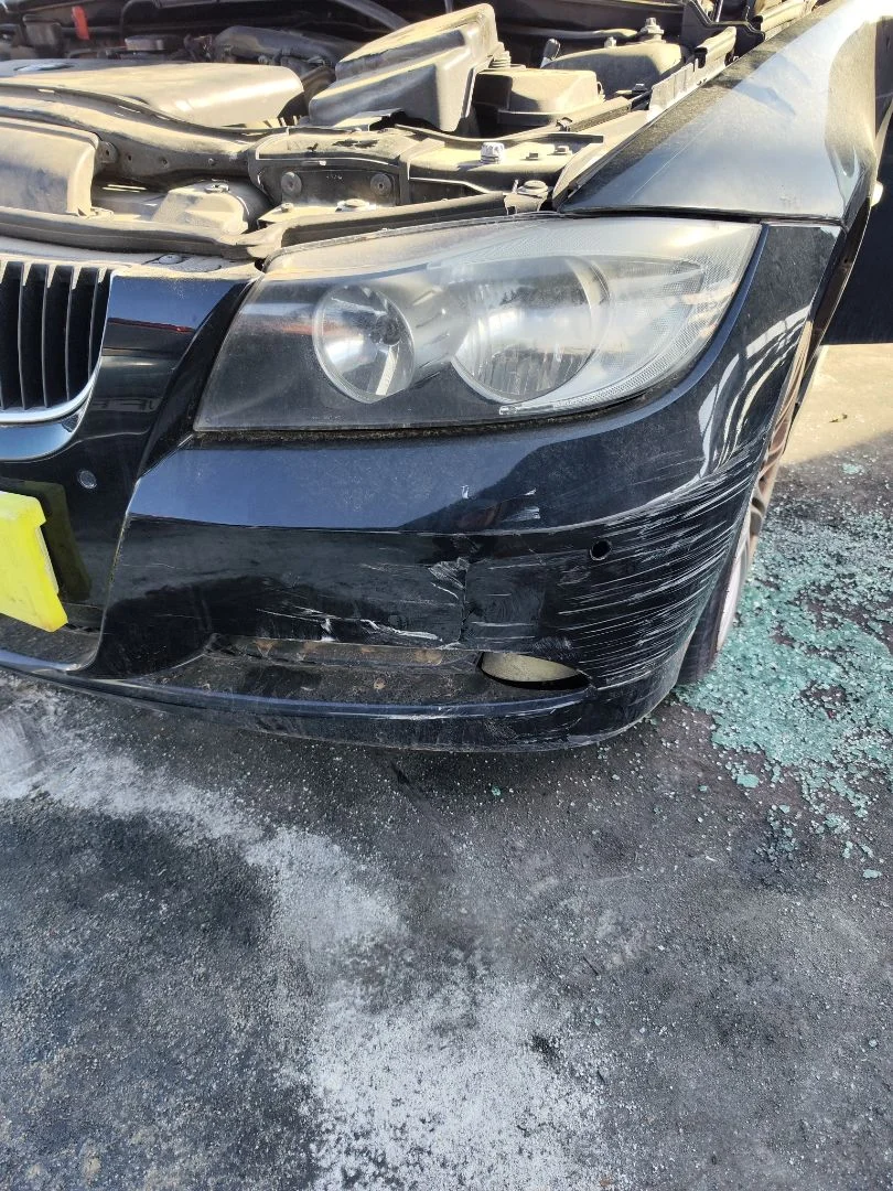 Foto de FARO IZQUIERDO BMW SERIE 3 BERLINA (E90) 2.0 16V Diesel (163 CV / 120 KW)