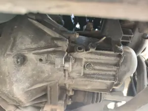 Foto de CAJA CAMBIOS FORD KA (CCU) 1.3 TDCi CAT (75 CV / 55 KW) referencia 2110685