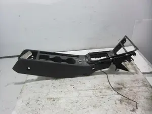 Foto de NO IDENTIFICADO VOLKSWAGEN POLO VI (AW1)(08.2017) 1.0 (65 CV / 48 KW) referencia 2G1863243A foto 4