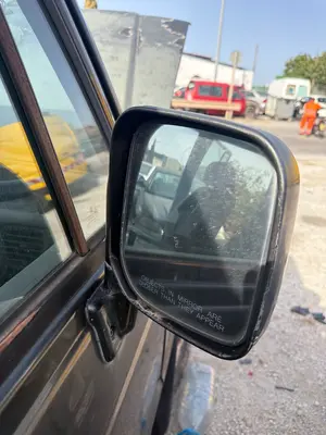 Foto de RETROVISOR DERECHO MITSUBISHI GALLOPER (HYUNDAI)(02.1998) 2.5 Turbodiesel (105 CV / 77 KW)