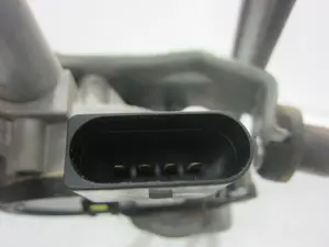 Foto de MOTOR LIMPIA DELANTERO HYUNDAI I20 (GB) 1.2 16V CAT (84 CV / 62 KW) referencia 98100GB000 foto 2