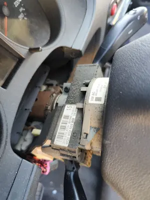 Foto de ANILLO AIRBAG SEAT CORDOBA BERLINA (6L2) 1.9 TDI (131 CV / 96 KW)