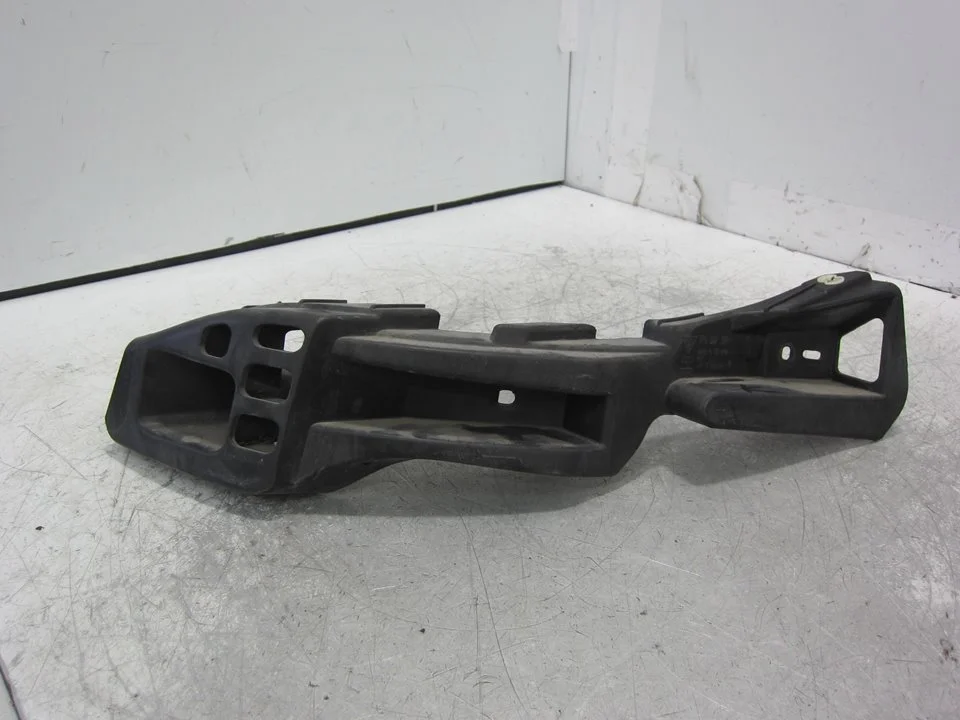 Foto de SOPORTE PARAGOLPES TRASERO PORSCHE CAYENNE (TIPO 92A) referencia 7P5807394