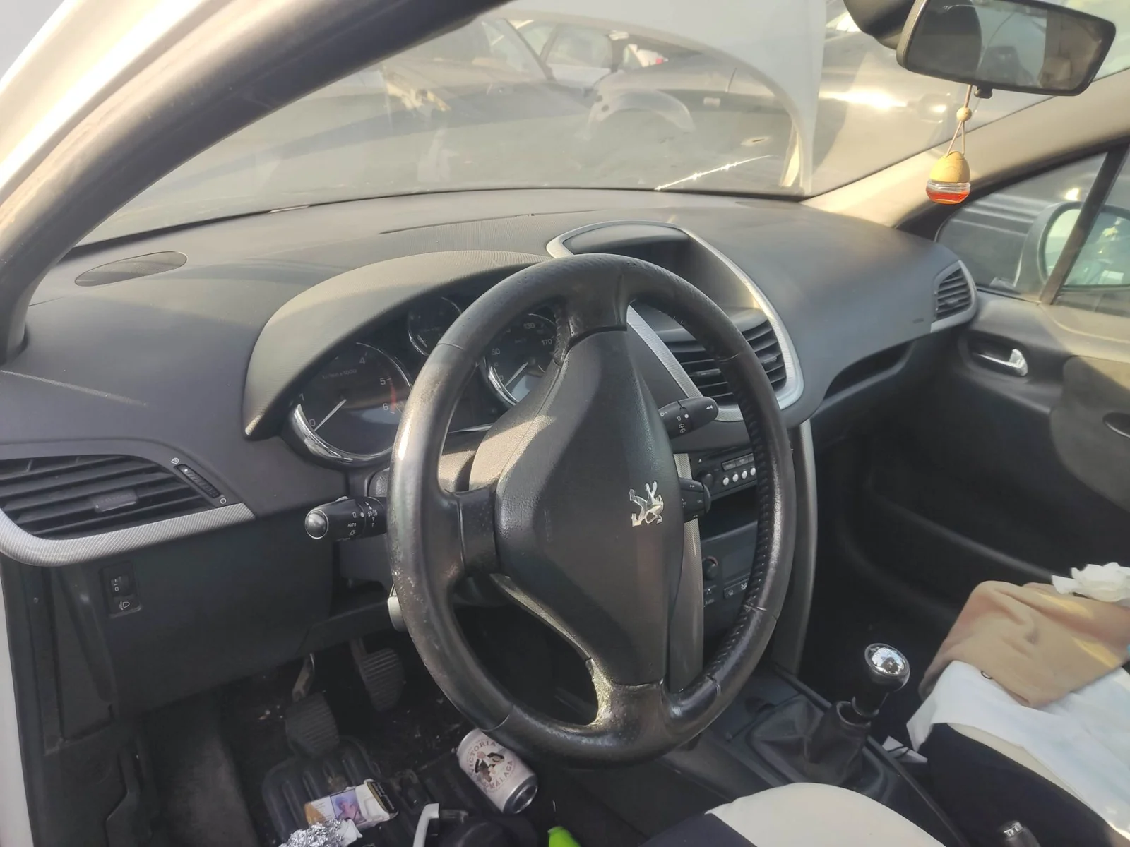 Foto de AIRBAG DELANTERO DERECHO PEUGEOT 207 1.6 HDi FAP CAT (9HZ / DV6TED4) (109 CV / 80 KW) referencia 8216LL