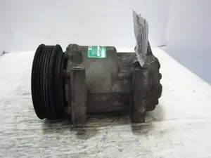 Foto de COMPRESOR AIRE ACONDICIONADO RENAULT CLIO II FASE I (B/CB0) referencia 7700111235 foto 5