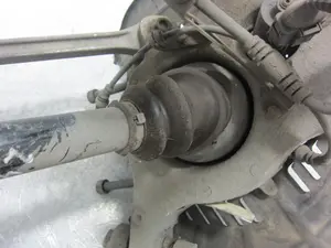 Foto de TRANSMISION TRASERA IZQUIERDA PORSCHE PANAMERA (TIPO 970) referencia 97033202413 foto 4