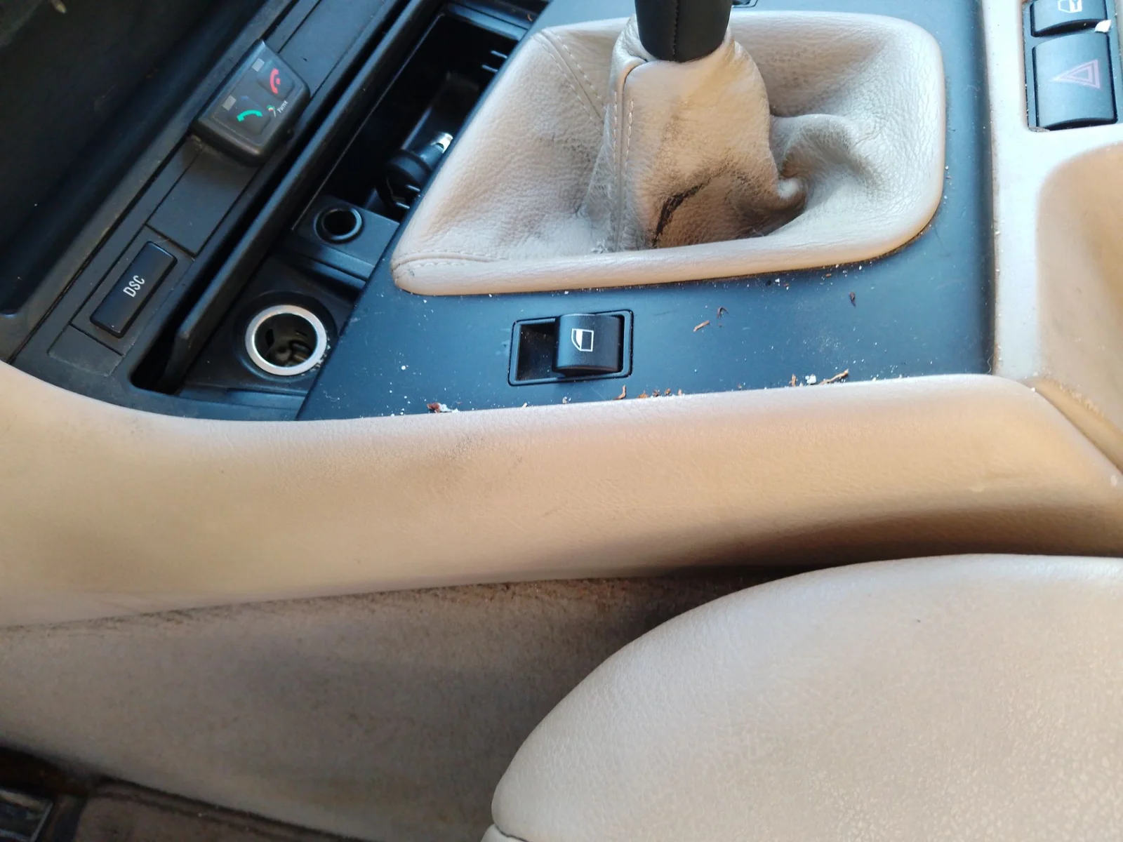 Foto de MANDO ELEVALUNAS DELANTERO DERECHO BMW SERIE 3 COMPACTO (E46) 2.0 16V Diesel CAT (150 CV / 110 KW)