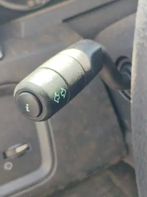 Foto de MANDO INTERMITENTES LAND ROVER RANGE ROVER SPORT 4.4 V8 CAT (299 CV / 220 KW)