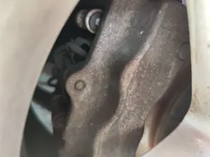 Foto de PINZA DE FRENO DELANTERA IZQUIERDA AUDI Q7 (4L) 3.0 V6 24V TDI (233 CV / 171 KW) referencia 7L6615149