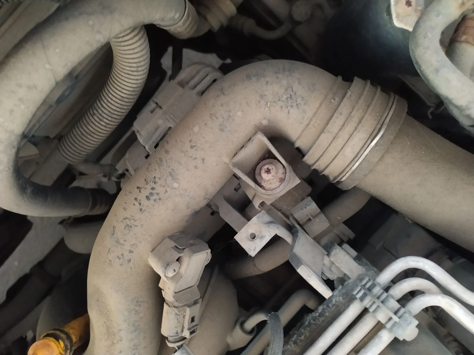 Foto de MANGUERAS INTERCOOLER VOLKSWAGEN CADDY (2K)(02.2004) 1.9 TDI (105 CV / 77 KW)