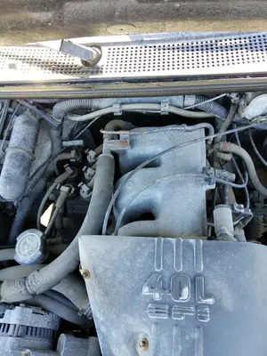 Foto de MOTOR COMPLETO FORD EXPLORER (UN46) 4.0 V6 CAT (156 CV / 115 KW) referencia 99X
